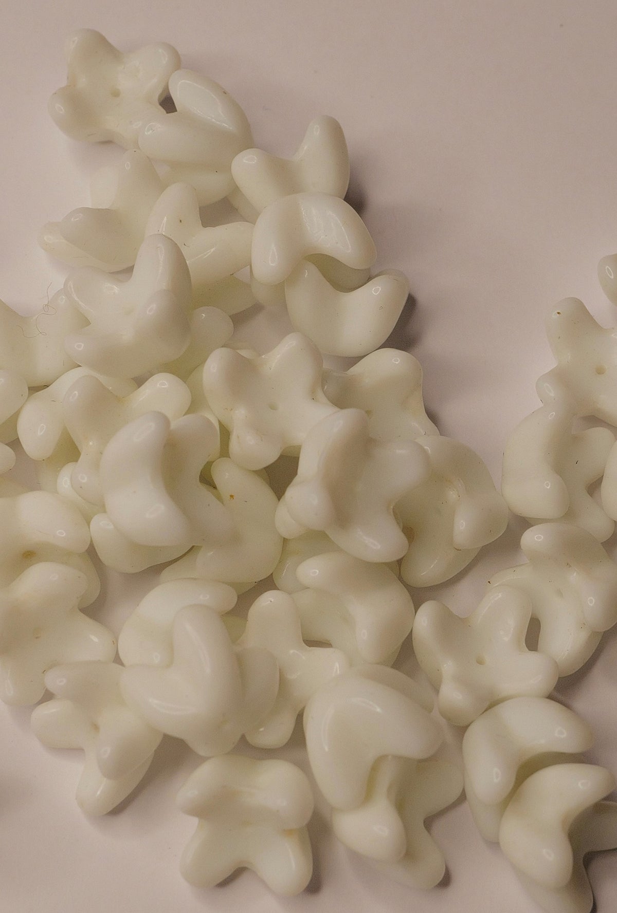 White Vintage Flowers – view 2