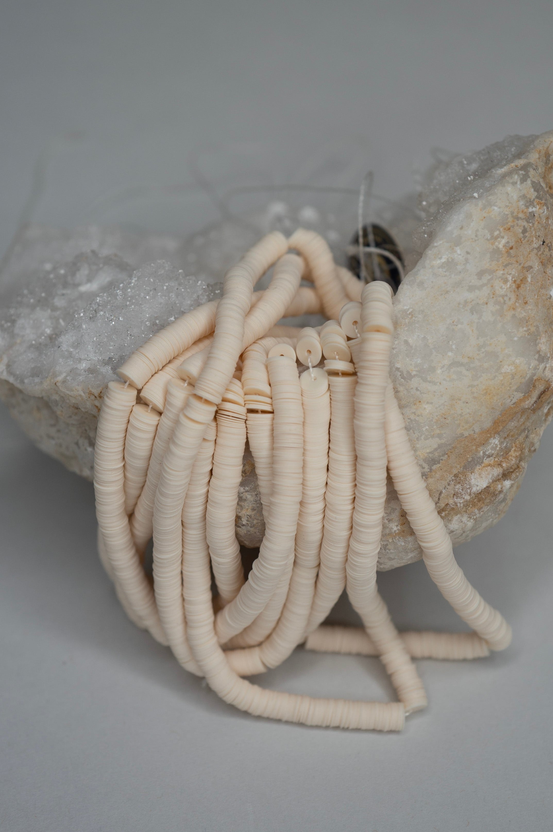 4mm Porcelain Beige Rose Sequins
