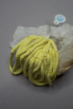 Porcelain Medium Yellow French Sequins 4mm