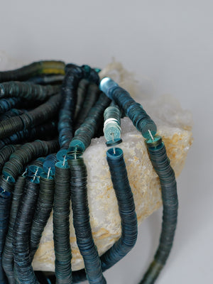 5mm Aqua Metallic Sequins - Norman Hartnell Archive