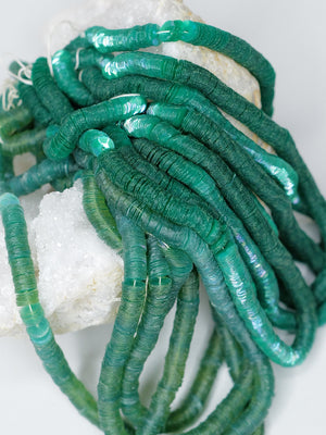 5mm Grass Green Iris Cuvettes - Norman Hartnell Archive
