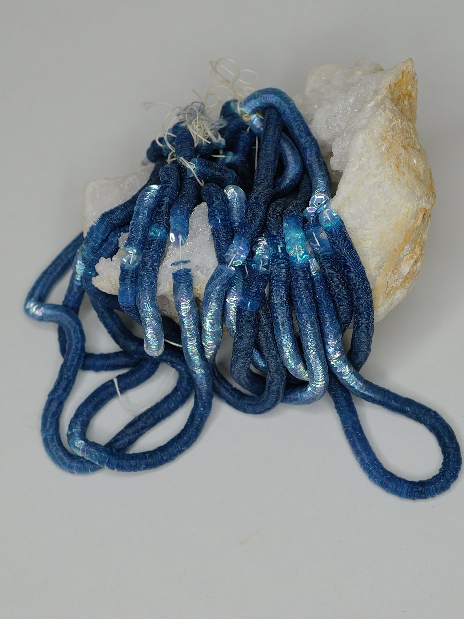 5mm Aqua Blue Iris Cuvettes - Norman Hartnell Archive