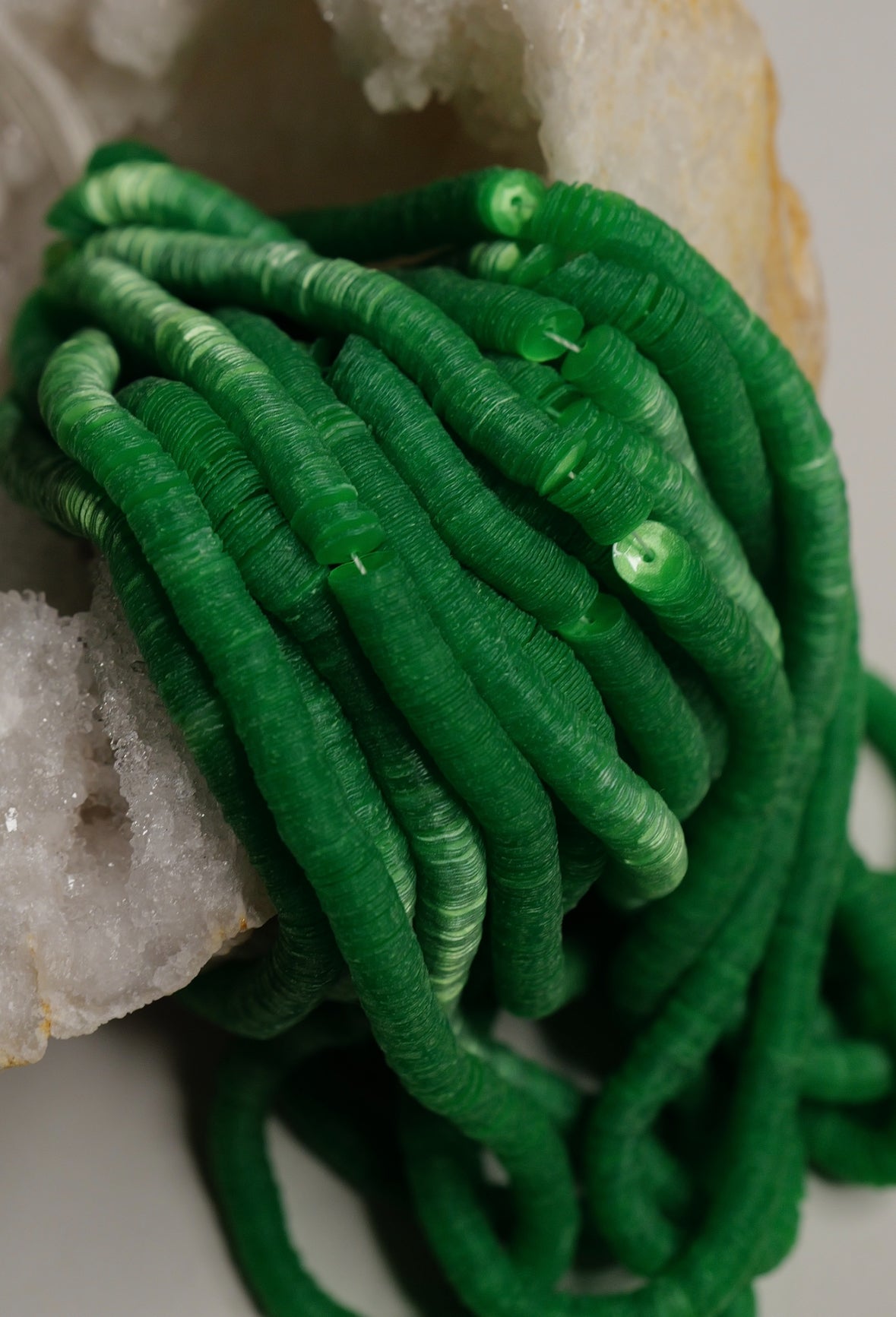 Perlaine Green French Cuvettes 4mm