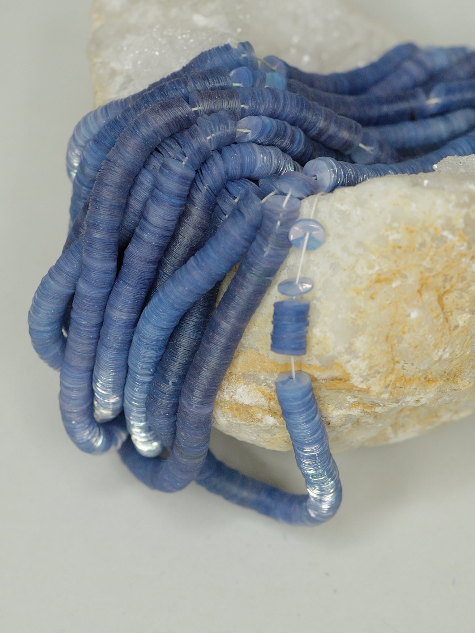 5mm Sky Blue Iris Cuvettes - Norman Hartnell Archive