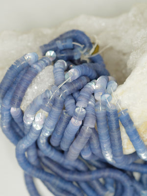 5mm Sky Blue Iris Cuvettes - Norman Hartnell Archive