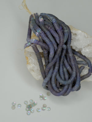 5mm Lavender Iris Cuvettes - Norman Hartnell Archive