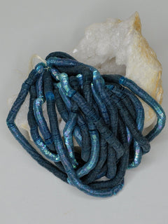 5mm Turquoise Iris Cuvettes - Norman Hartnell Archive