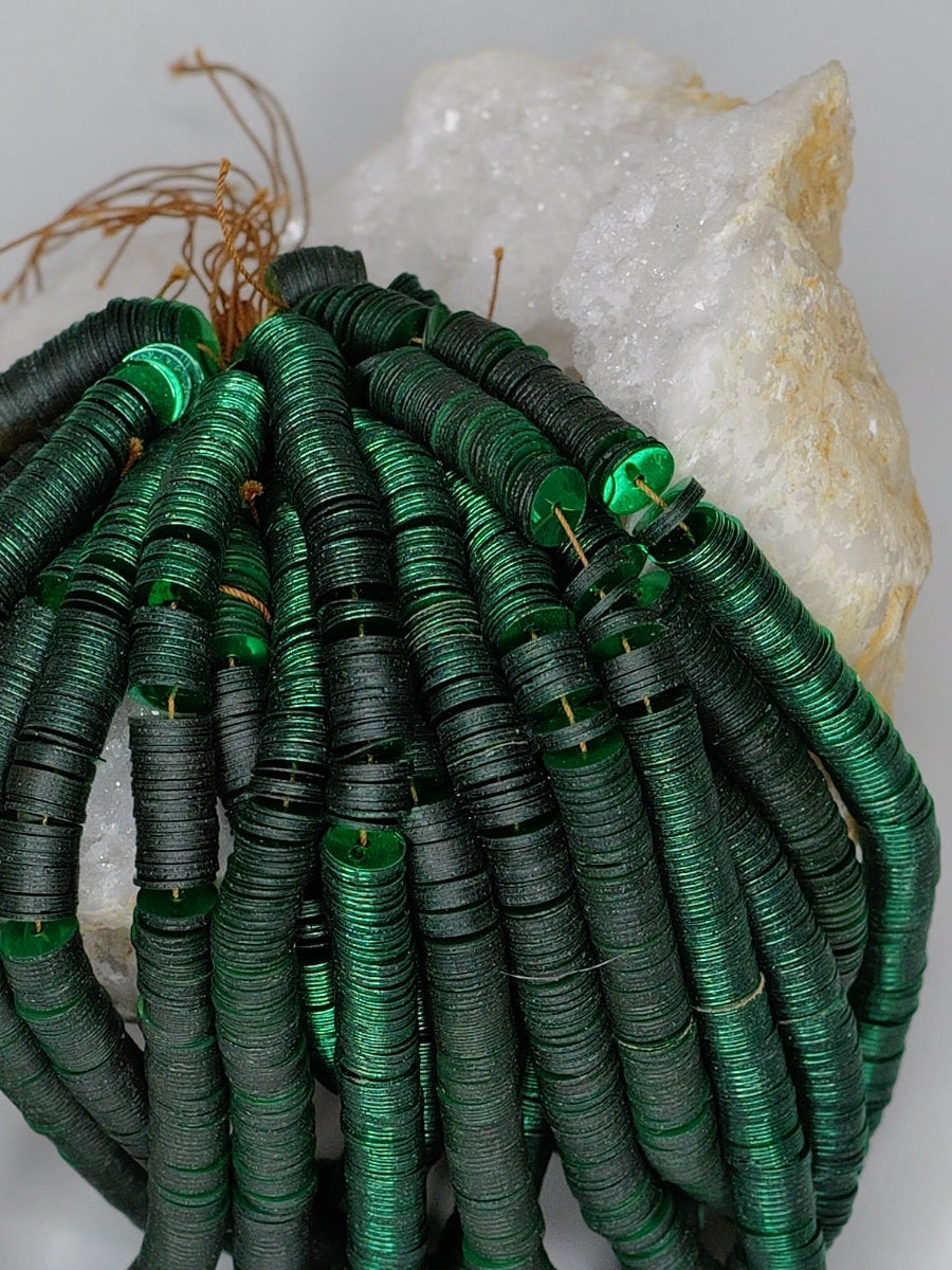 6mm Emerald Green Metallic Sequins - Norman Hartnell Archive