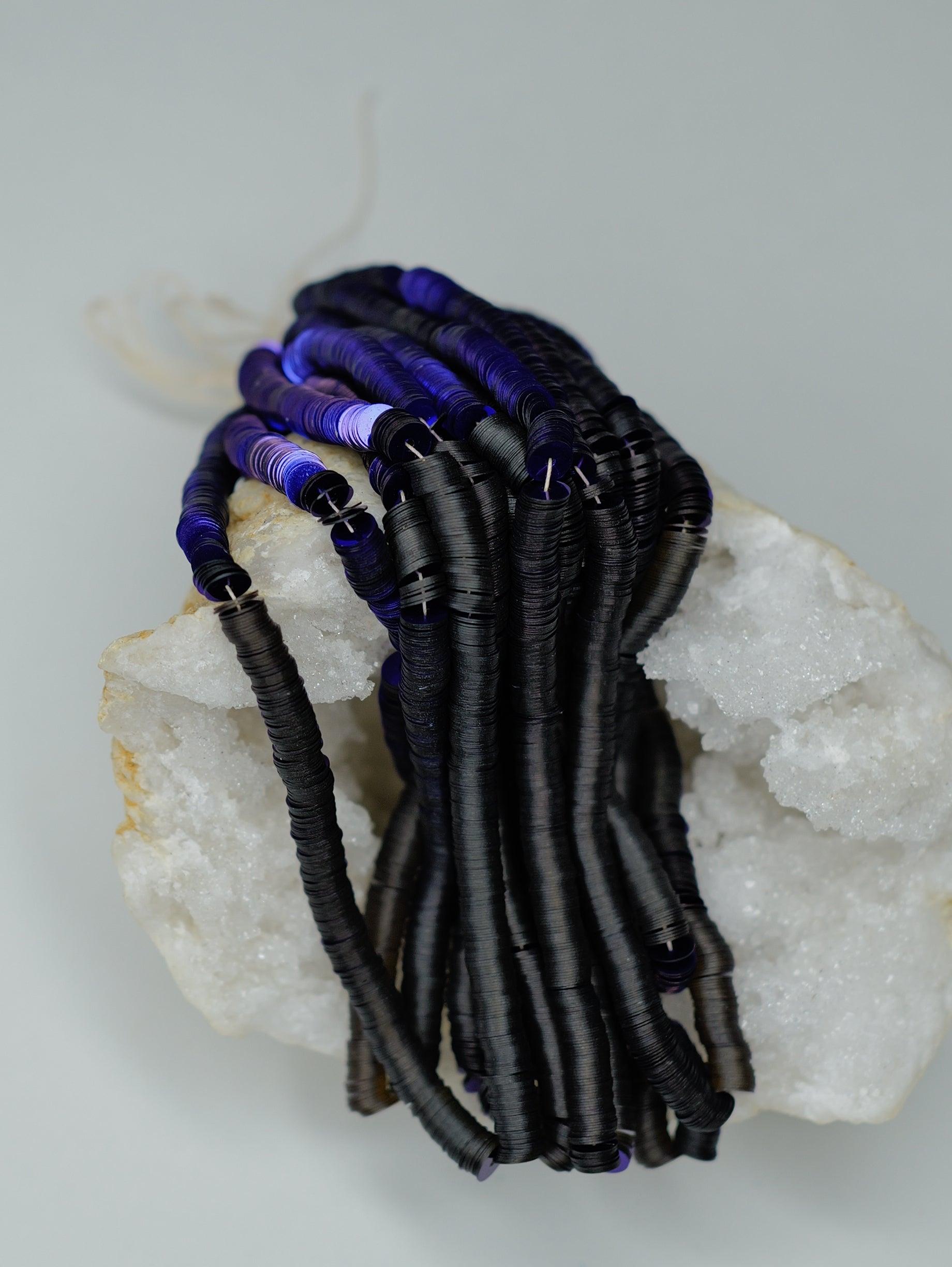 6mm Violet Blue Metallic Sequins - Norman Hartnell Archive
