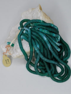 5mm Pine Green Iris Cuvettes - Norman Hartnell Archive