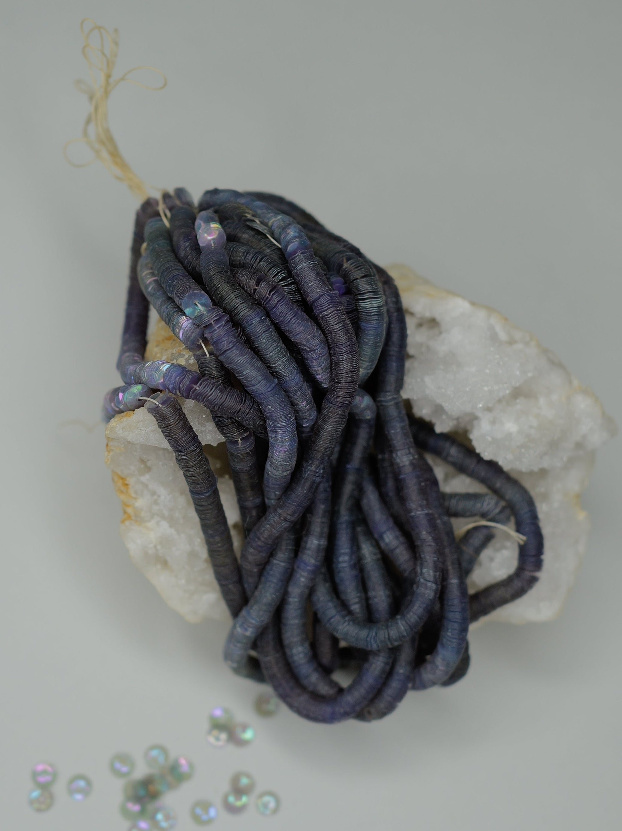 5mm Lavender Iris Cuvettes - Norman Hartnell Archive