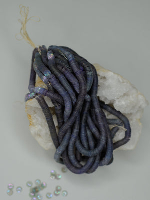 5mm Lavender Iris Cuvettes - Norman Hartnell Archive