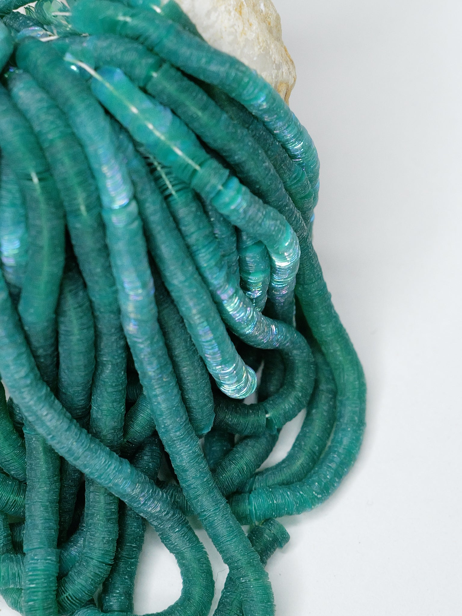 5mm Pine Green Iris Cuvettes - Norman Hartnell Archive