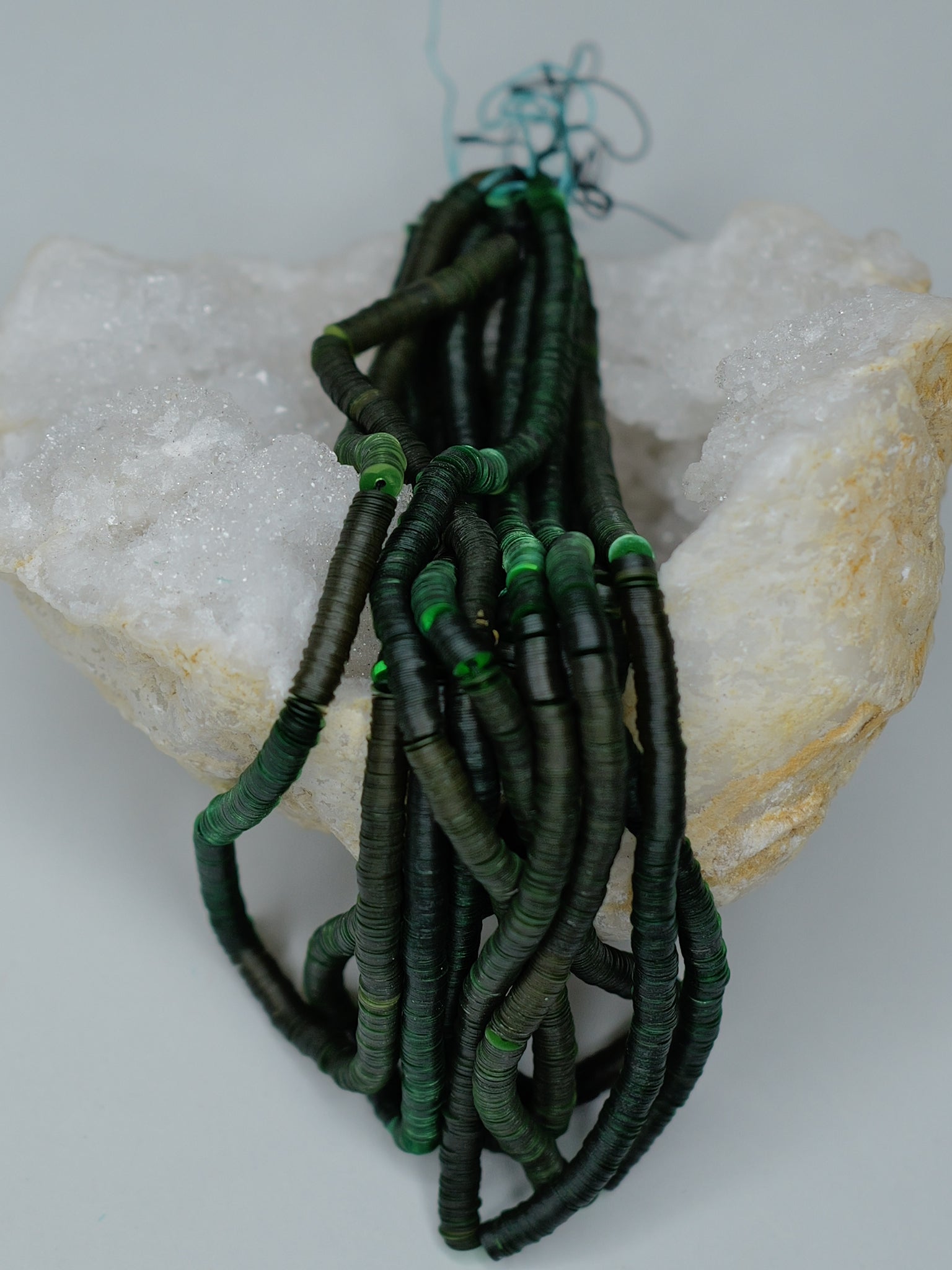 4mm Emerald Green Metallic Sequins - Norman Hartnell Archive